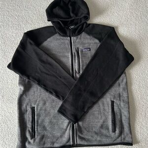 Patagonia Black and Gray Zip Up Sweater